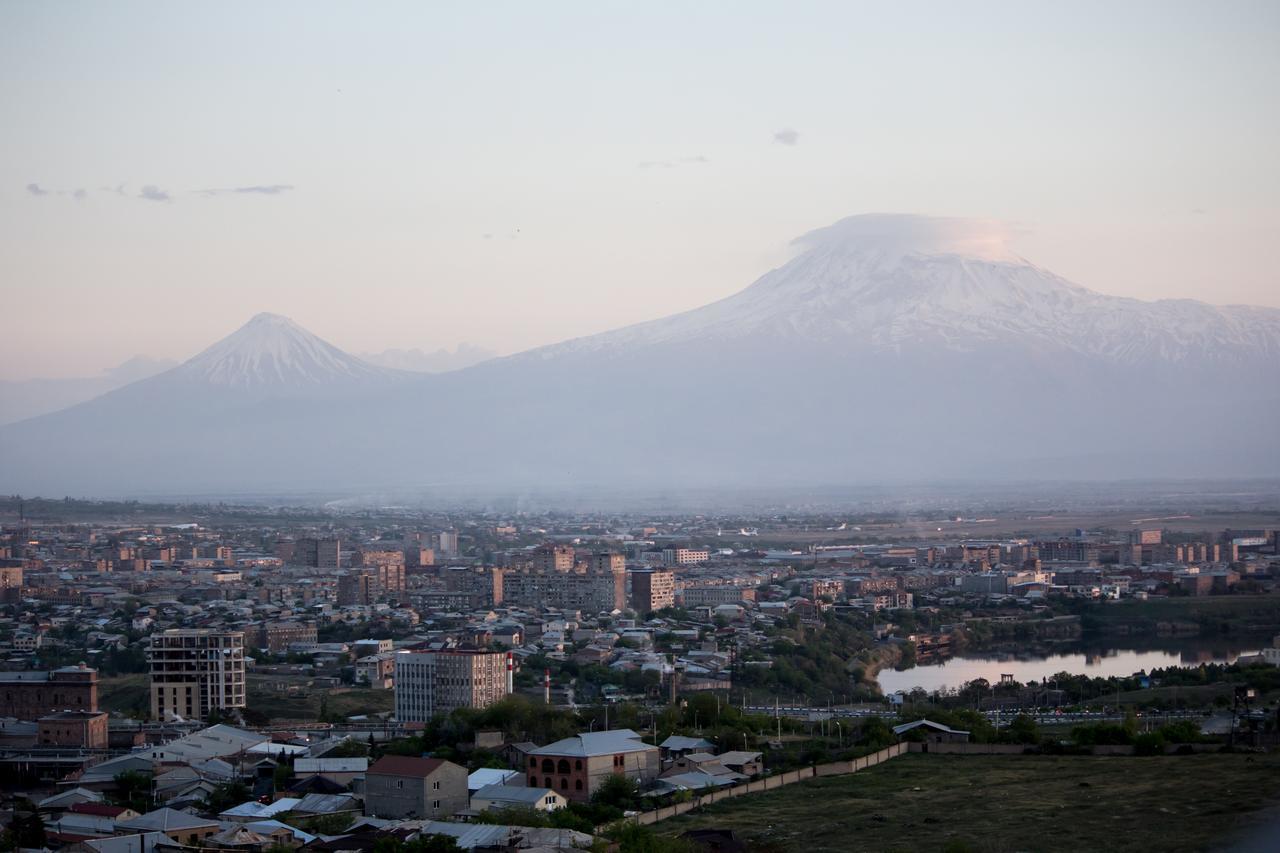 Ris Dalma Collection Yerevan Luaran gambar